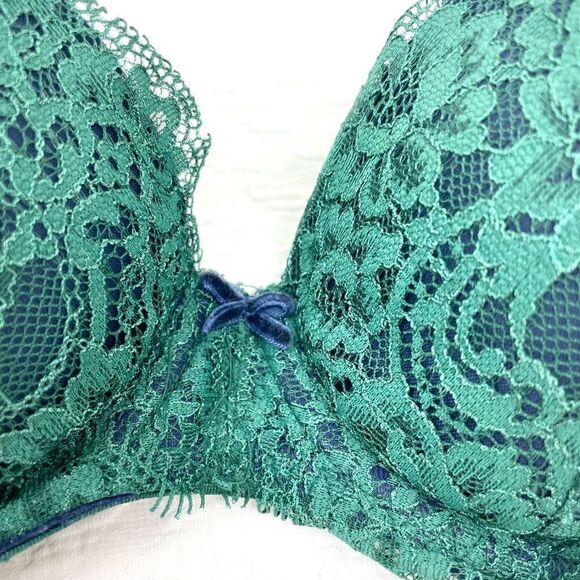 BUY 1 GET 1 FREE Victoria’s Secret dream angels lined demi green lace - Picture 3 of 11